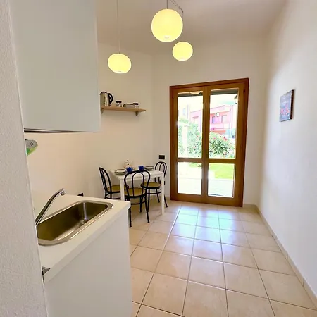 Rosa's House - Zona Ospedaliera דירה קליארי